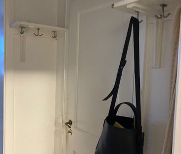 Ljus och välplanerad mini 2:a på Kungsholmen med panoramautsikt! - Foto 2