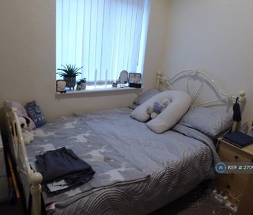 6 bedroom terraced house to rent - Photo 5