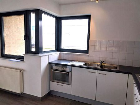 TE HUUR: Gelijkvloers appartement met 3 slaapkamers in Heusden-Zolder! - Photo 2
