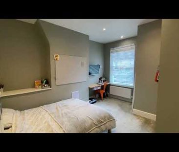 7 Bed Terraced House, Lidderdale Road, L15 - Photo 2