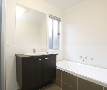 Bright family home! - Photo 5