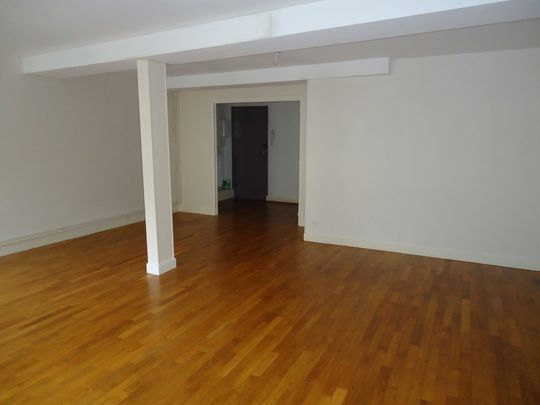 Location Appartement 3 pièces 84m² NEVERS 58000 - Photo 1