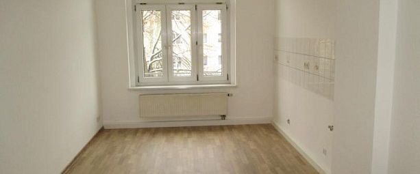 Charmante 3-Zimmer-Altbauwohnung in Plauen – Ideal für Familien und Paare! frei ab dem 01.10.2025 - Foto 1