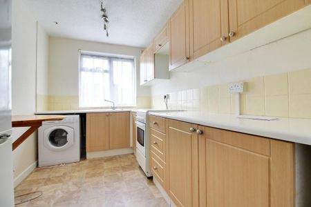 1 bedroom flat to rent - Photo 3