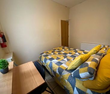 Balfour Avenue, Room 1, All Bills Included, Belfast, BT7 2FH - Photo 2