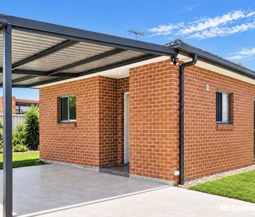 Modern & Stylish Granny Flat with Low-Maintenance Living - Photo 5