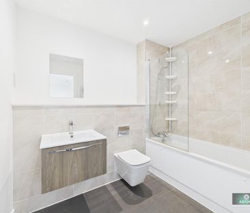 The Broadway, Crawley - Photo 5