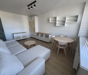 Mieszkanie do wynajęcia 3 pokoje Tysiąclecia, Poznań 54.3 m² - Фото 3