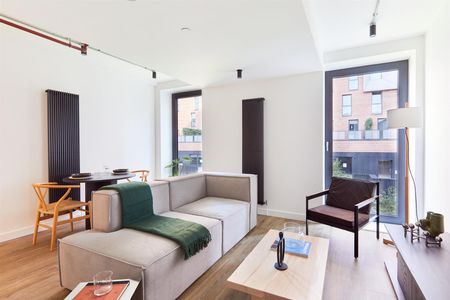 Kampus, Piccadilly - Photo 2