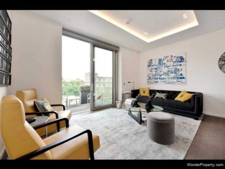 3 bedroom property to rent in London - Photo 5