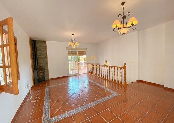 Villa Long term rental Frigiliana Road