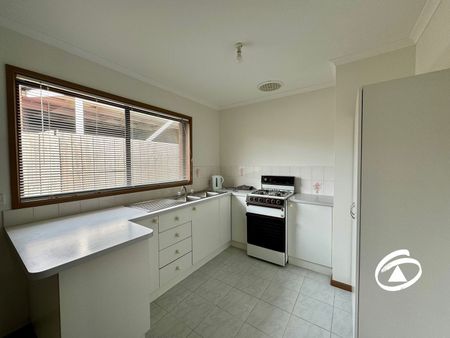 2/102 Fleetwood Drive, 3805, Narre Warren Vic - Photo 5