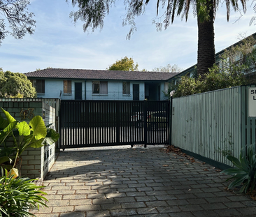 Unit 10, 41-43 Yarraford Avenue, Alphington, VIC - Photo 1