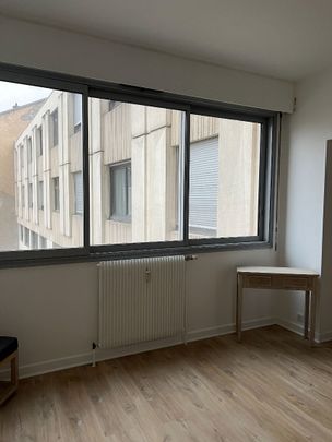 Location Appartement 1 pièce 40m² - Photo 1