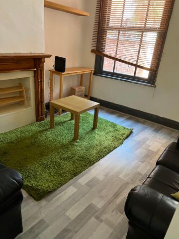 5 Bed Terraced House, Clarendon Park Road, LE2 - Photo 2