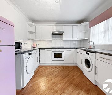 2 bedroom semi-detached house to rent - Photo 4