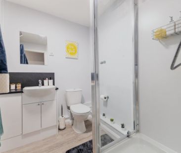 Silver En-suite - Photo 5