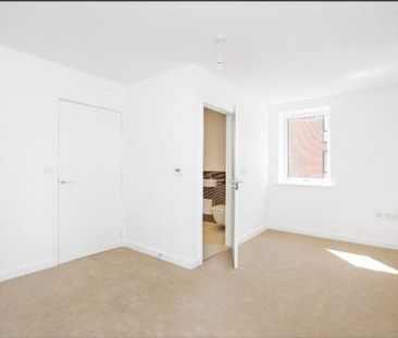 5 bedroom townhouse to rent - Photo 3