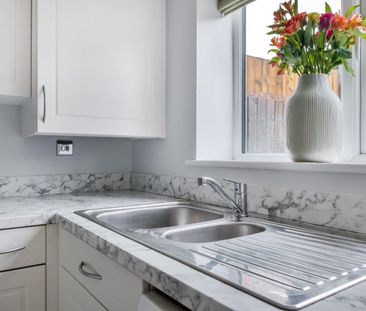 3 bedroom House To Let - Photo 5