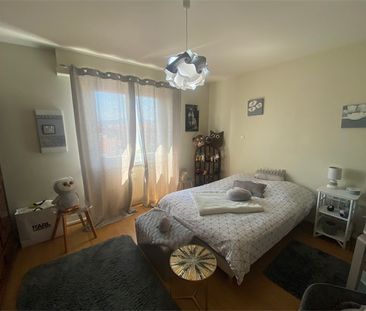 Location Appartement 5 pièces 107m² - Photo 6