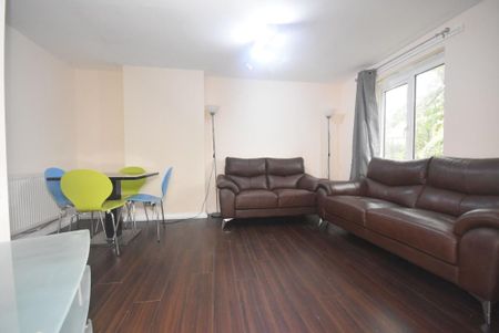 Sadler Court, Hulme, Manchester, M15 5RP - Photo 3