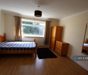 1 bedroom in a house share to rent - Photo 5