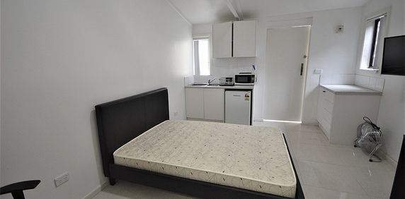All-Inclusive Studio Apartment: Furnished, Tiled, and Conveniently Located - ENTER VIA PARK LANE - Photo 2