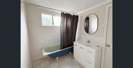 White Picket Fence - Family Home - Photo 3