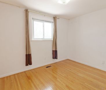 For Lease - 117 Crockamhill Drive, Toronto, Ontario - Photo 5