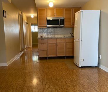 For Lease - 478 King Street E Street, Toronto, Ontario - Photo 2