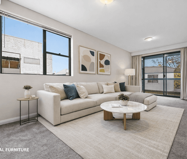 Spacious One-Bedroom with Balcony in Prime Marrickville Pocket! - Photo 2