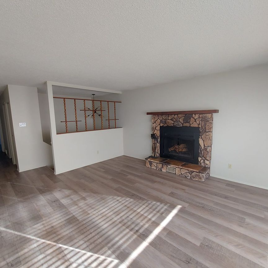 Newly Renovated Duplex, The Ultimate Family Home! - Photo 1