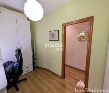Piso en alquiler en Calle de la República Argentina - Photo 3