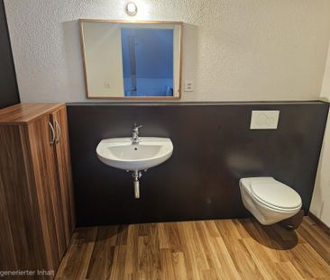 GERÄUMIGES OFFENES STUDIO /CHARMANTE KLEINE DACH- LOFTWOHNUNG - Foto 2