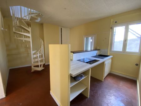 Location Appartement 2 pièces 50m² SENS 89100 - Photo 2