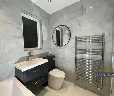 5 bedroom detached house to rent - Photo 6