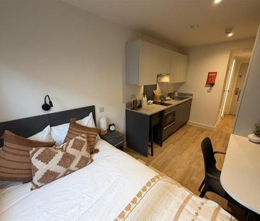 Studio to rent - Photo 6