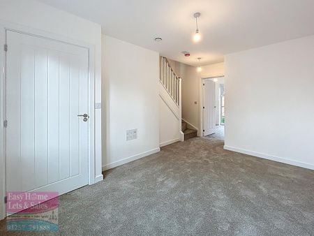 2 bedroom terraced house to rent - Photo 2