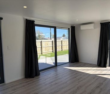 Modern Living - Photo 4