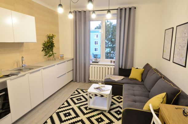 Kawalerka na wynajem Wola/Muranów, Dzielna 7B - Photo 1