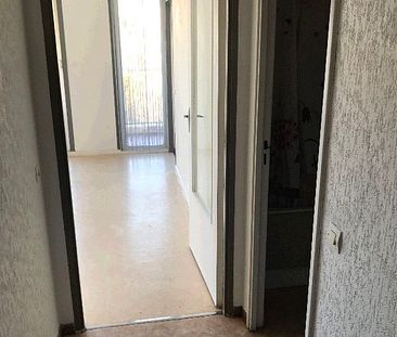 Appartement 1 pièces 28m2 MARSEILLE 9EME 520 euros - Photo 5