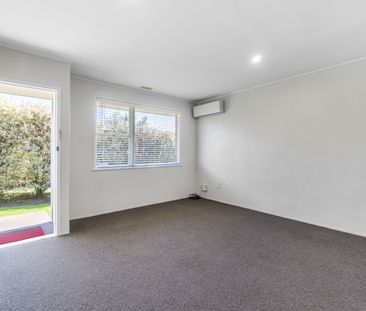 Tidy 2 bedroom unit - Photo 5