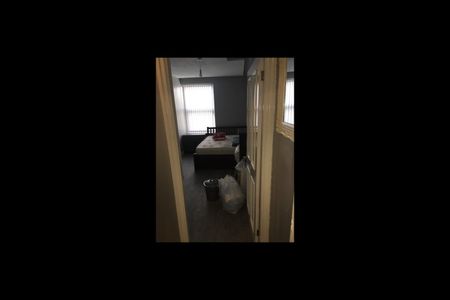 Studio Flat, York Road, LS9 - Photo 2