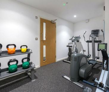 Studio to rent - Photo 2