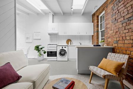 52 Dorrit Street, Carlton VIC 3053 - Photo 2