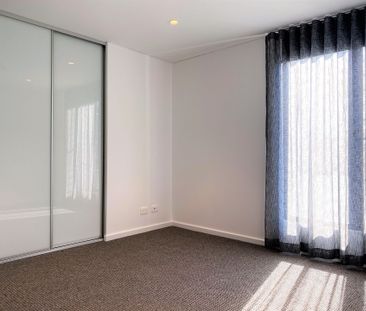 Luxury Apartment Living - Photo 1