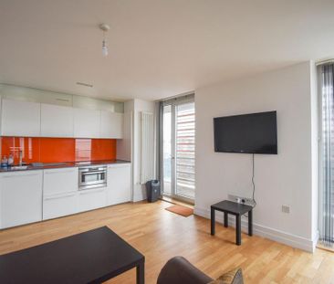 2 bedroom apartment to rent - Photo 2