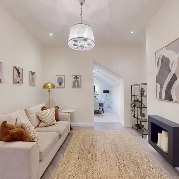 4 bedroom terraced house to rent - Photo 1