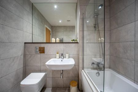 2 bedroom apartment to rent - Photo 5