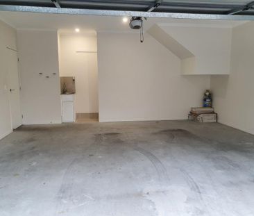 Scarborough Modern Townhouse - Photo 4